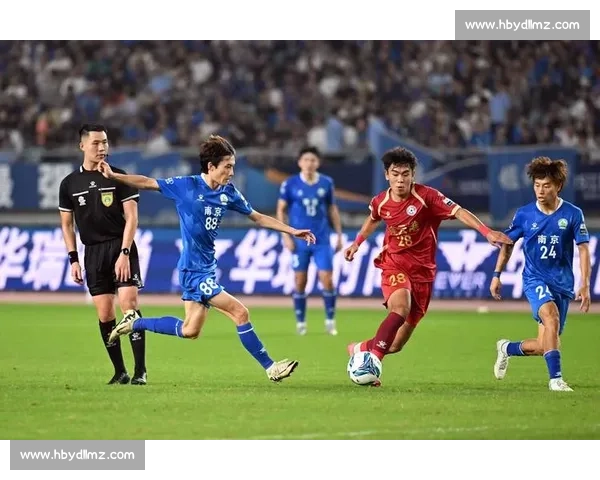 苏超南京队全胜启示：校园足球如何培育职业球星