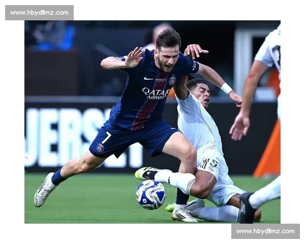 诺伊尔七次扑救 + 凯恩双响，拜仁 4-2 晋级世俱杯八强战巴黎