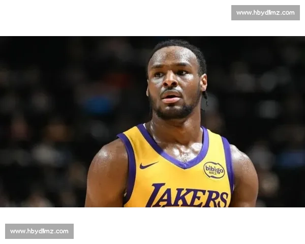 布朗尼特训强化投篮空间能力 剑指夏季联赛首战状元对决