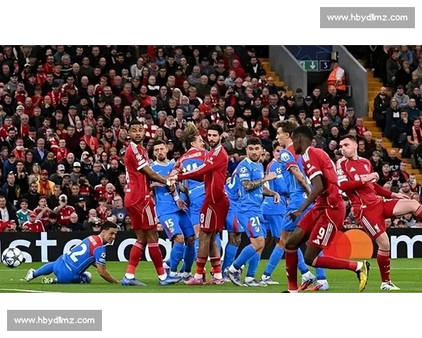 罗伯逊未来未定！利物浦左后卫将与俱乐部展开关键会谈，马竞拜仁虎视眈眈