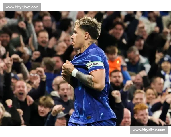 恩佐：切尔西中场指挥官，双料王引领攻防新高度